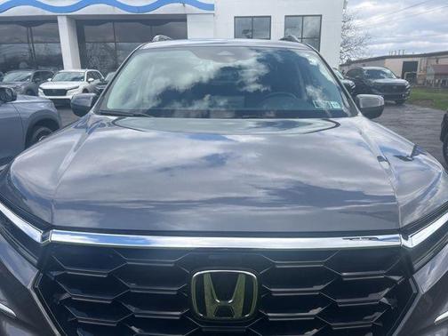 Gray 2025 Honda Pilot Touring