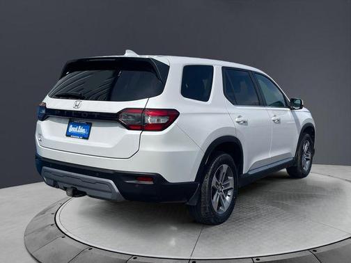 Platinum White Pearl 2024 Honda Pilot EX-L