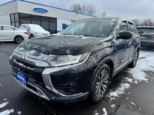 2019 Mitsubishi Outlander ES