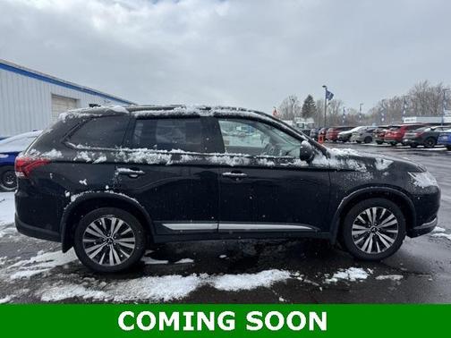 2019 Mitsubishi Outlander ES