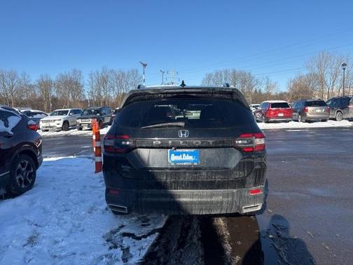 2023 Honda Pilot Sport