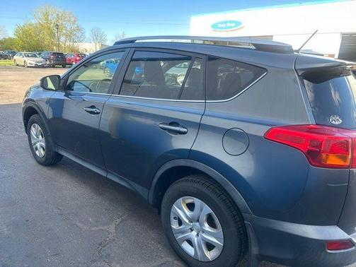 Magnetic Gray Pearl 2014 Toyota RAV4 LE
