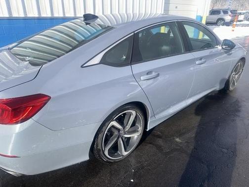 2022 Honda Accord Sport 2.0T