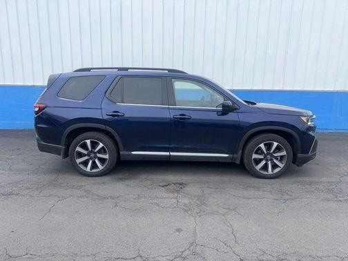 Obsidian Blue Pearl 2023 Honda Pilot Elite