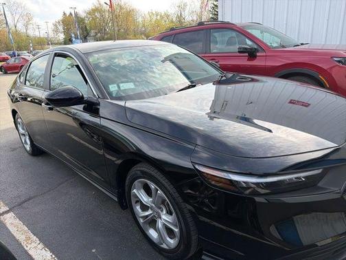 Crystal Black Pearl 2024 Honda Accord LX