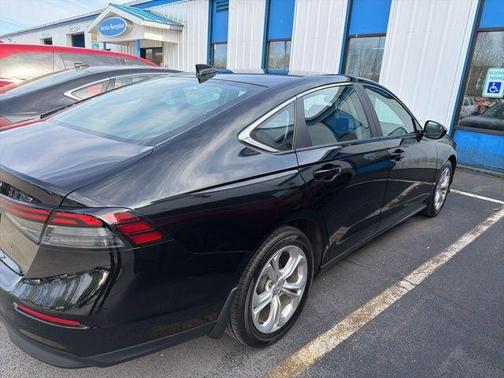 Crystal Black Pearl 2024 Honda Accord LX