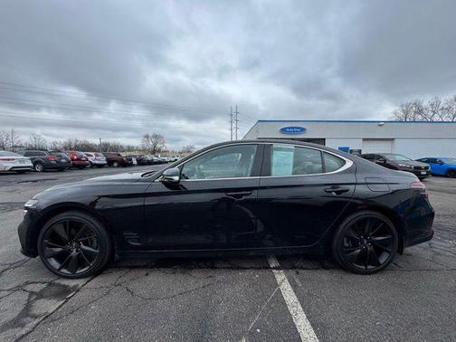 2023 Genesis G70 2.0T