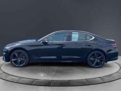 Vik Black 2023 Genesis G70 2.0T