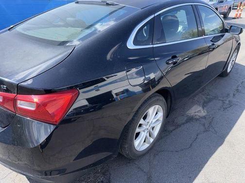 Mosaic Black Metallic 2016 Chevrolet Malibu 1LT
