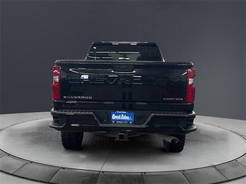 2023 Chevrolet Silverado 2500 Custom