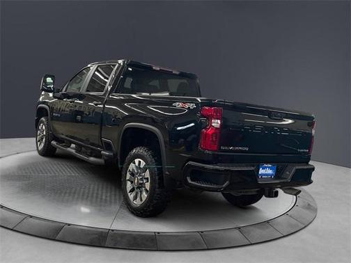 2023 Chevrolet Silverado 2500 Custom