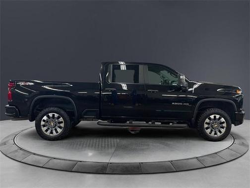 2023 Chevrolet Silverado 2500 Custom
