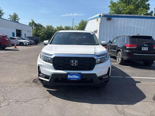 White 2023 Honda Passport EX-L