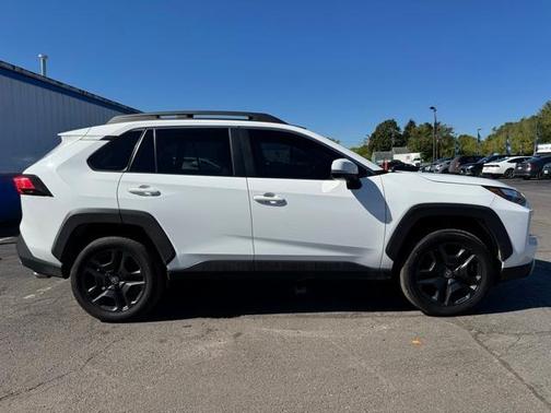 2022 Toyota RAV4 Adventure