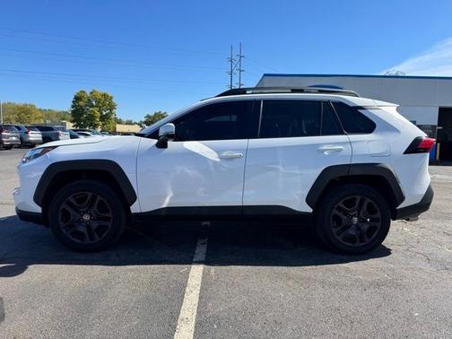 2022 Toyota RAV4 Adventure