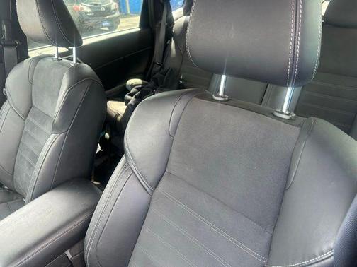 Black Diamond 2022 Mitsubishi Outlander SE Launch Edition