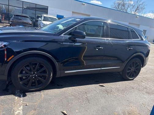 2022 Lincoln Nautilus Reserve