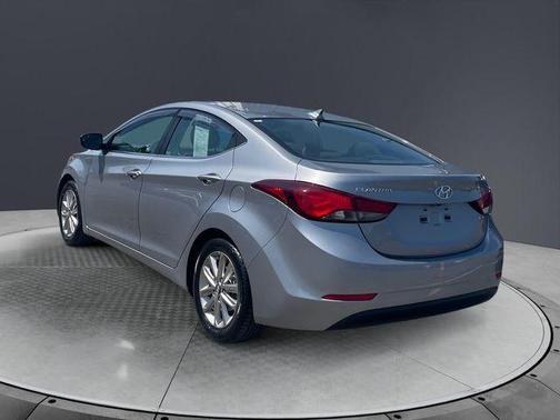 Shale Gray Metallic 2015 Hyundai ELANTRA SE