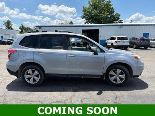 Ice Silver Metallic 2014 Subaru Forester 2.5i Touring