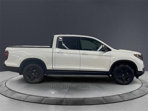 2022 Honda Ridgeline Black Edition