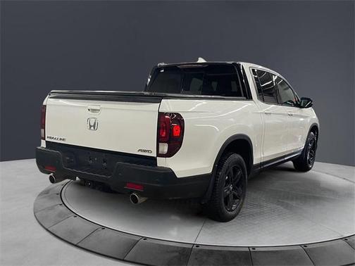 2022 Honda Ridgeline Black Edition