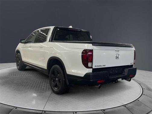 2022 Honda Ridgeline Black Edition