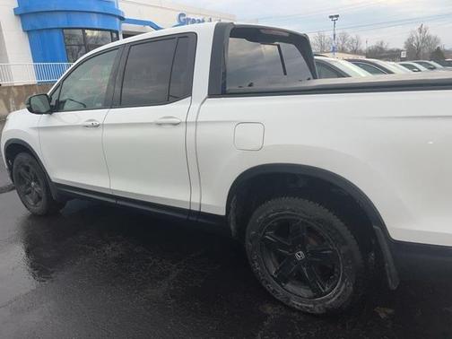 2022 Honda Ridgeline Black Edition
