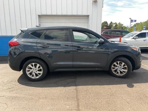 2020 Hyundai TUCSON SE