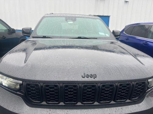 2022 Jeep Grand Cherokee L Laredo