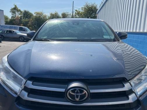 2018 Toyota Highlander LE
