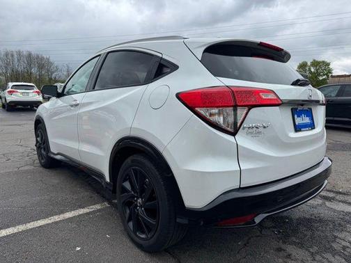 Platinum White Pearl 2022 Honda HR-V Sport