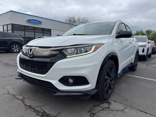 Platinum White Pearl 2022 Honda HR-V Sport