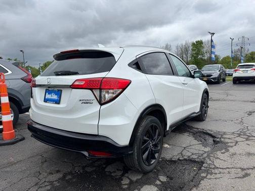Platinum White Pearl 2022 Honda HR-V Sport