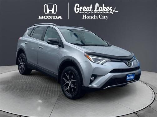 2017 Toyota RAV4 SE