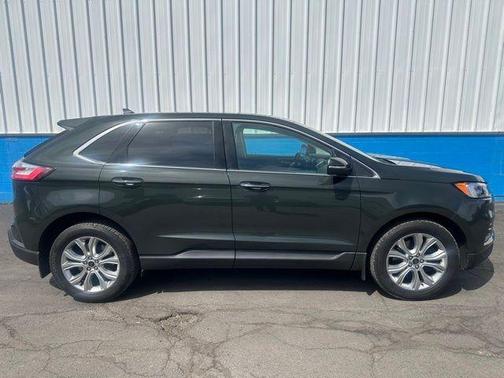 Forged Green Metallic 2023 Ford Edge Titanium