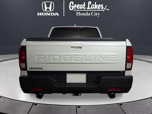 Platinum White Pearl 2026 Honda Ridgeline RTL
