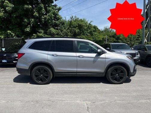 Lunar Silver Metallic 2021 Honda Pilot Special Edition