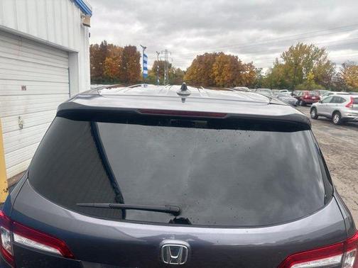 Gray 2022 Honda Pilot EX-L