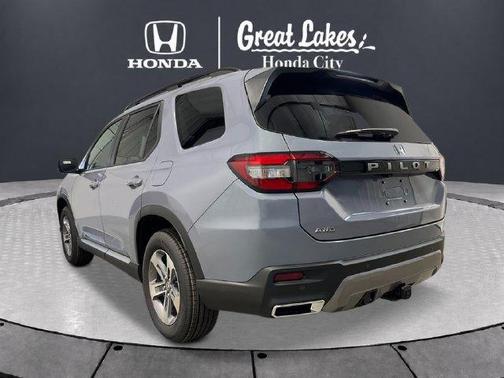 Sonic Gray Pearl 2026 Honda Pilot EX-L