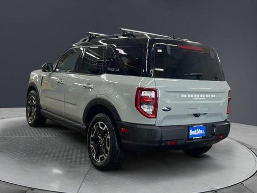 Cactus Green / Gray 2022 Ford Bronco Sport Outer Banks