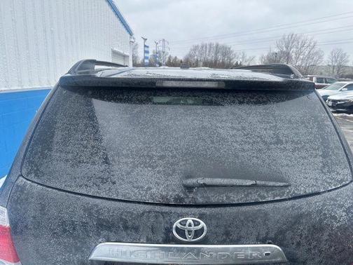 Black 2013 Toyota Highlander Base Plus