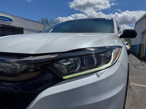 White 2020 Honda HR-V Sport