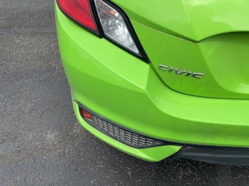 2016 Honda Civic LX-P