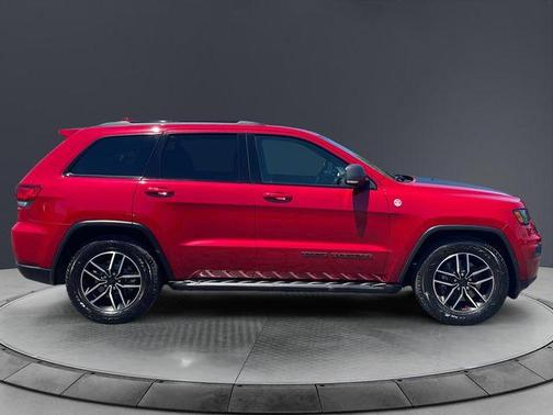 Redline 2 Coat Pearl 2021 Jeep Grand Cherokee Trailhawk