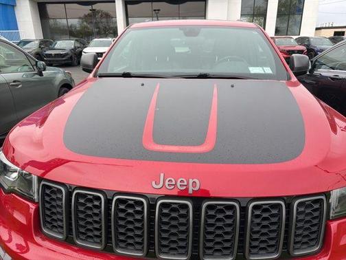 Redline 2 Coat Pearl 2021 Jeep Grand Cherokee Trailhawk