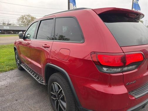 Redline 2 Coat Pearl 2021 Jeep Grand Cherokee Trailhawk