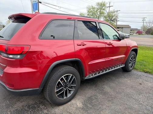 Redline 2 Coat Pearl 2021 Jeep Grand Cherokee Trailhawk