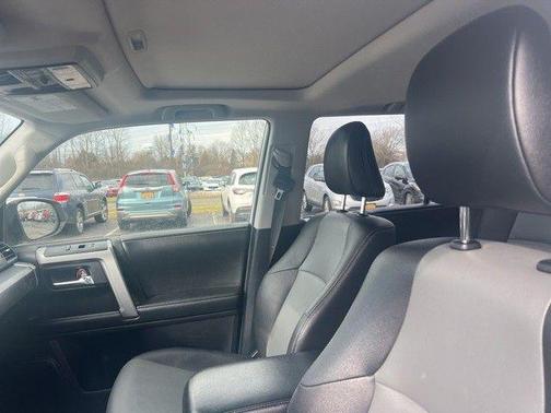 Super White 2014 Toyota 4Runner SR5