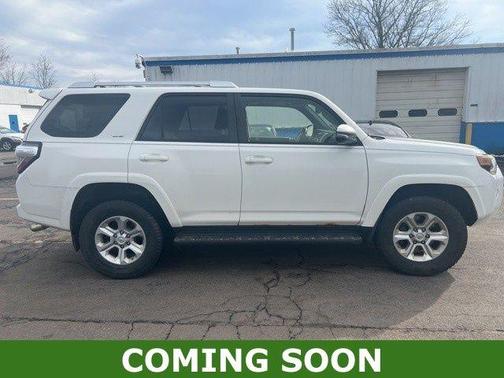 Super White 2014 Toyota 4Runner SR5