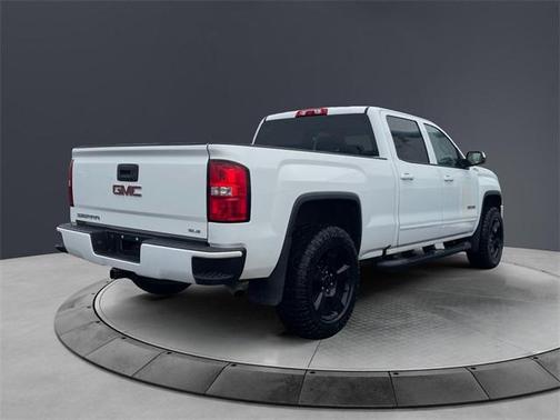 2018 GMC Sierra 1500 SLE